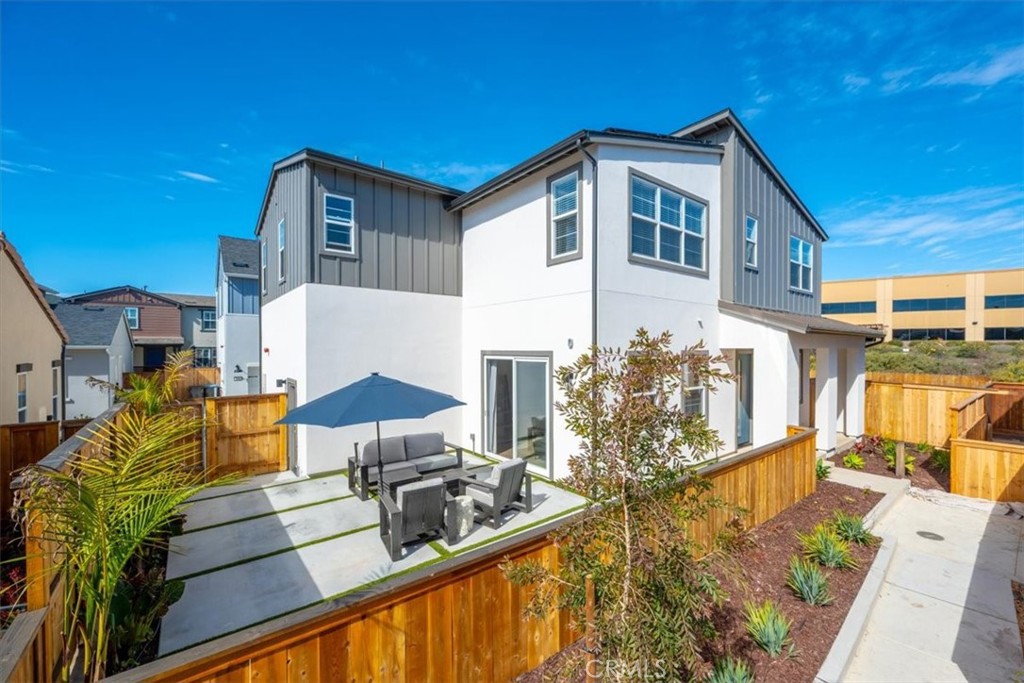 160 Earthwood Lane
