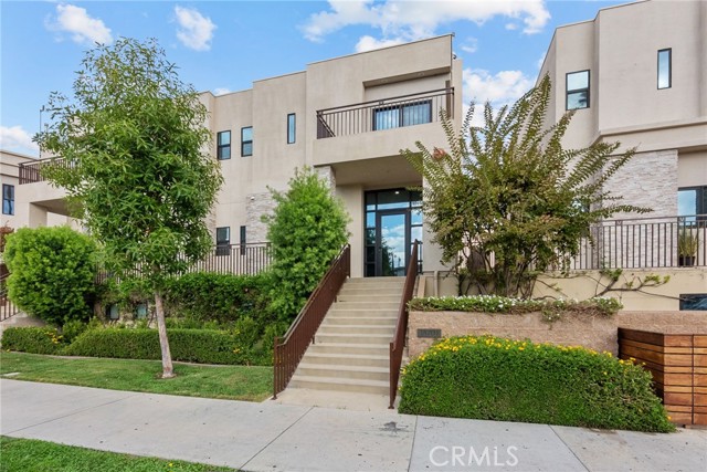 Front Image Thumbnail for CRSR25258123