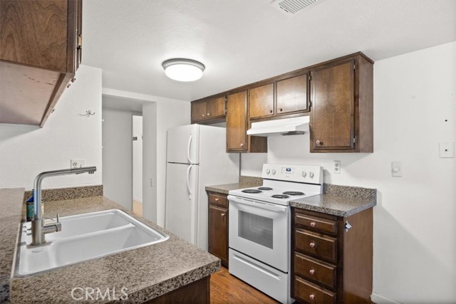 Detail Gallery Image 10 of 16 For 555 Vallombrosa #39,  Chico,  CA 95926 - 1 Beds | 2 Baths