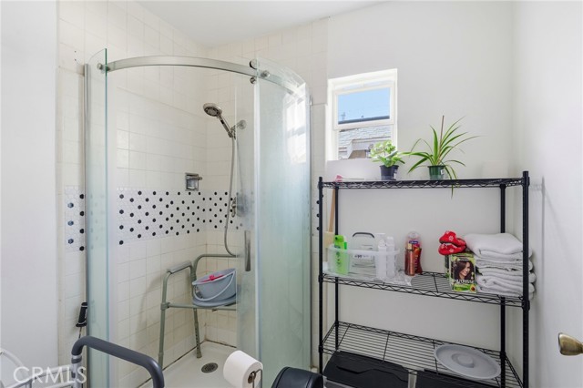 27828 Parkvale, Santa Clarita CA: https://media.crmls.org/medias/919b324b-cd5c-4c9c-8803-98f4e75e08ad.jpg