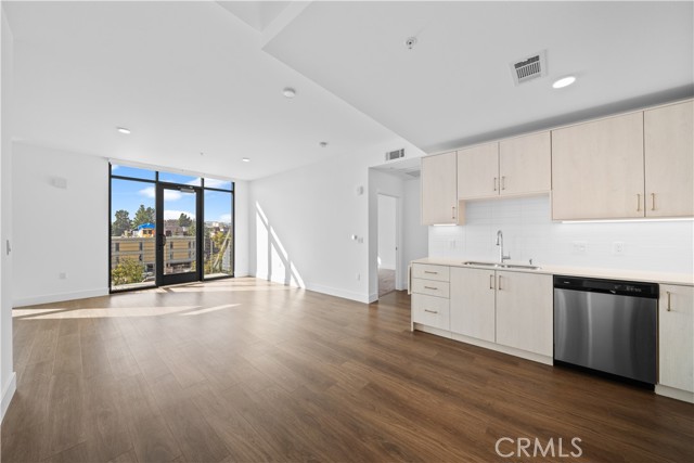 Detail Gallery Image 2 of 42 For 218 N El Molino Ave #501,  Pasadena,  CA 91101 - 1 Beds | 1 Baths