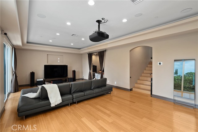 4630 Esparto Street, Woodland Hills CA: https://media.crmls.org/medias/919e4ddb-fae1-42bf-bdfd-3b06d4298237.jpg