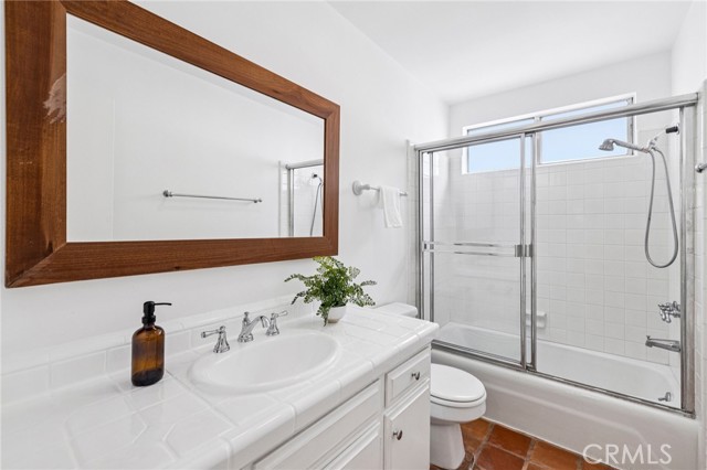 Detail Gallery Image 16 of 21 For 947 16th St #5,  Santa Monica,  CA 90403 - 2 Beds | 2 Baths