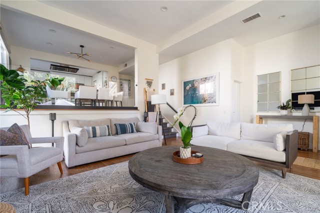 Detail Gallery Image 7 of 50 For 1399 Palisades Dr, Pacific Palisades,  CA 90272 - 3 Beds | 2/1 Baths
