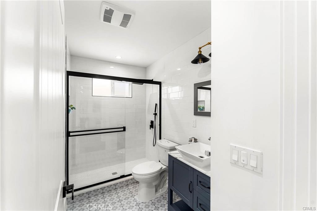 https://media.crmls.org/medias/91a02415-cfe6-4029-88c5-8d4c75552865.jpg?preset=X-Large