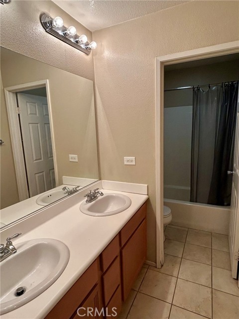 3306 Brou Lane, Riverside CA: https://media.crmls.org/medias/91a02993-ec8f-4395-8b47-f2ece96de769.jpg