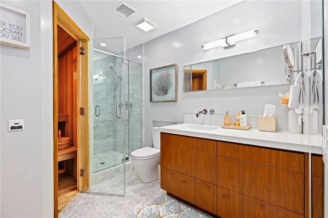 Detail Gallery Image 41 of 73 For 1088 Del Mar Ave, Laguna Beach,  CA 92651 - 4 Beds | 4/1 Baths