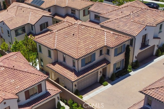 142 Dolci, Irvine CA: https://media.crmls.org/medias/91a3e1db-a47a-464c-95c4-00cb8ff32527.jpg
