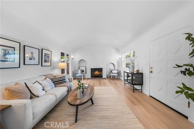 Detail Gallery Image 3 of 32 For 336 El Conejo, Ojai,  CA 93023 - 3 Beds | 2 Baths