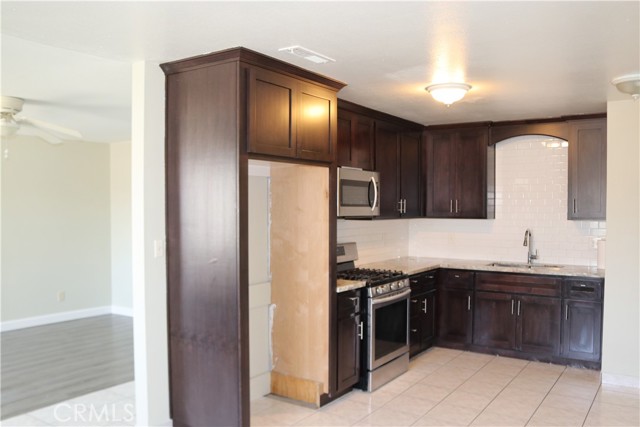 Detail Gallery Image 12 of 36 For 9015 Anza, Merced,  CA 95340 - 3 Beds | 1/1 Baths