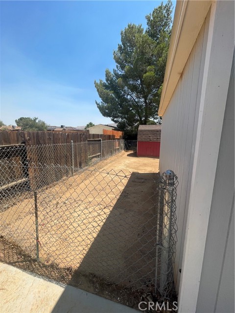 Detail Gallery Image 42 of 46 For 13405 Applewood Rd, Apple Valley,  CA 92308 - 3 Beds | 2 Baths