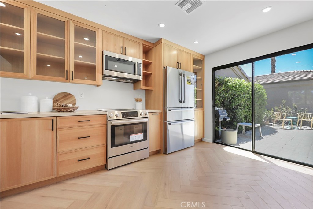 MLS #OC25168664 img 14