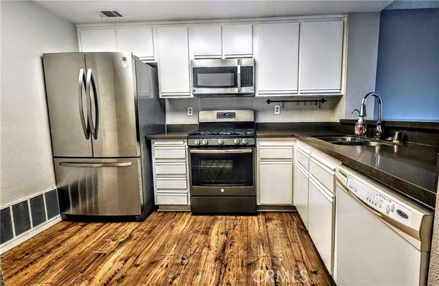 Detail Gallery Image 3 of 21 For 13267 Sonrisa, Chino Hills,  CA 91709 - 2 Beds | 1/1 Baths