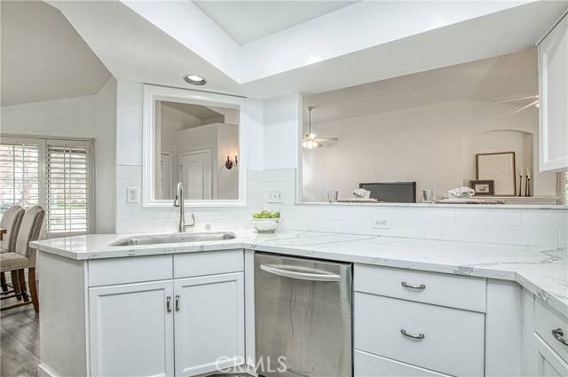 Detail Gallery Image 9 of 25 For 9225 N Bramwell St, Fresno,  CA 93720 - 3 Beds | 2 Baths