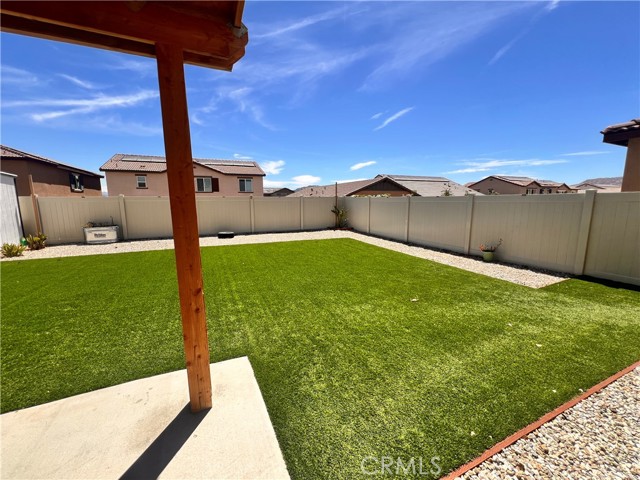 13876 Vantage Street, Moreno Valley CA: https://media.crmls.org/medias/91a68f65-b2af-44f3-be8c-be5c03c75623.jpg