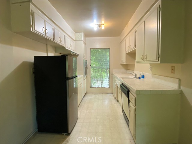 157 Esperanza Avenue, Sierra Madre CA: https://media.crmls.org/medias/91a739e9-9637-4745-aae2-5276ccccbc94.jpg