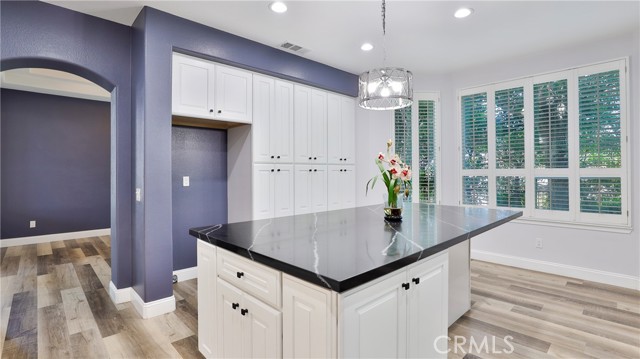 2431 Elizabeth Court, Upland CA: https://media.crmls.org/medias/91a76032-66d5-4a56-9764-7d98895af9bd.jpg