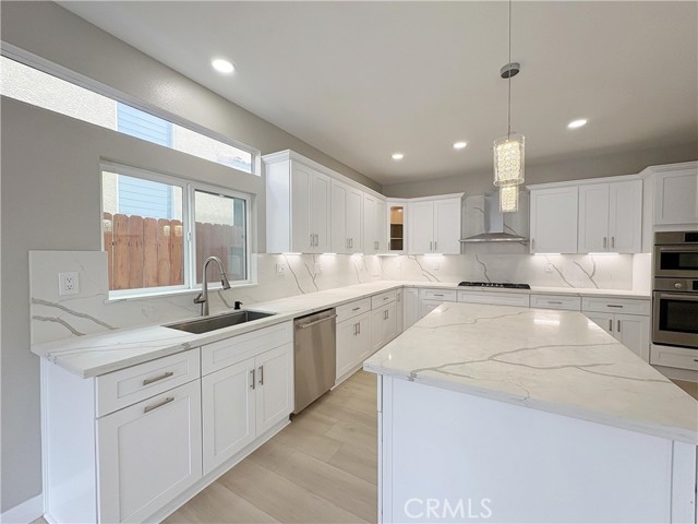 Detail Gallery Image 11 of 38 For 16370 Oldenburg Dr, Chino Hills,  CA 91709 - 5 Beds | 3 Baths