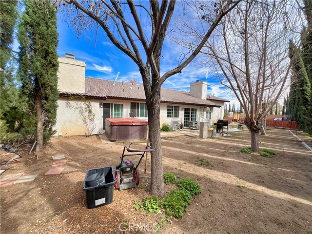 Detail Gallery Image 35 of 44 For 8323 Peach Ave, Hesperia,  CA 92345 - 4 Beds | 2/1 Baths