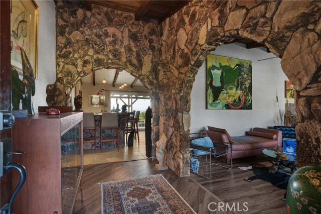 Detail Gallery Image 15 of 68 For 20995 Onaknoll Dr, Lake Mathews,  CA 92570 - 4 Beds | 2/1 Baths