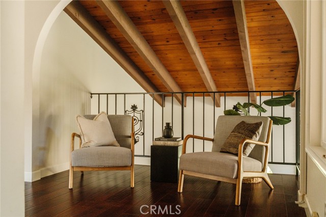 1541 Indiana Avenue, South Pasadena CA: https://media.crmls.org/medias/91a945df-b023-4d86-80dc-52e9f4ffd4df.jpg