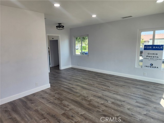 Image 7 of 13 For 7508 Pivot Street