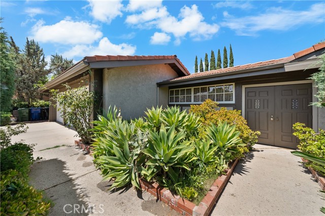 Detail Gallery Image 2 of 26 For 15574 Sorbonne St, –,  CA 91342 - 4 Beds | 2 Baths