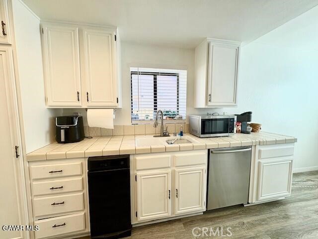 Detail Gallery Image 11 of 37 For 4252 E Avenue Q11, Palmdale,  CA 93552 - 3 Beds | 3 Baths