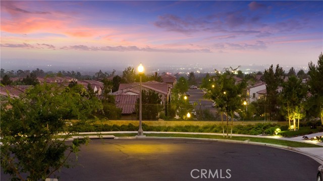 52 Longchamp, Irvine CA: https://media.crmls.org/medias/91ab147f-1dcf-4534-abf1-30159389360d.jpg