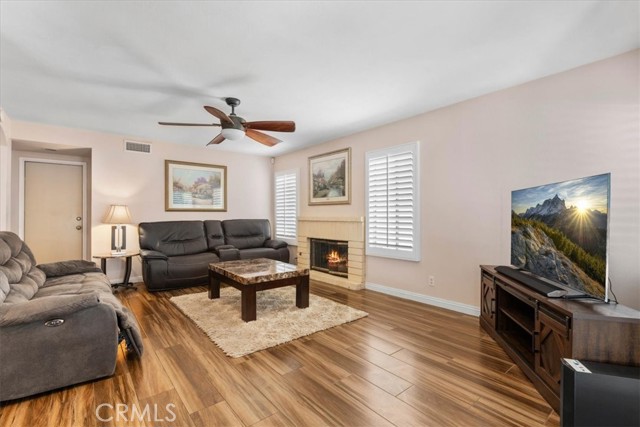 Detail Gallery Image 13 of 46 For 10197 via Apolina, Moreno Valley,  CA 92557 - 4 Beds | 2/1 Baths