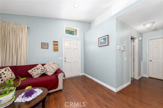 Detail Gallery Image 5 of 27 For 9962 Palo Alto St, Rancho Cucamonga,  CA 91730 - 3 Beds | 2 Baths
