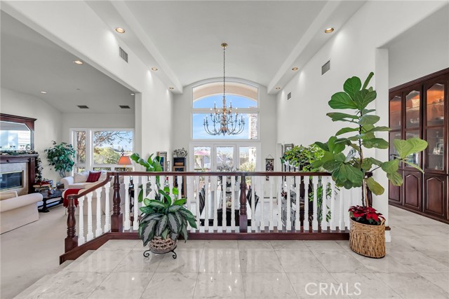 Detail Gallery Image 10 of 51 For 6872 Chartwell, Riverside,  CA 92506 - 5 Beds | 4/1 Baths