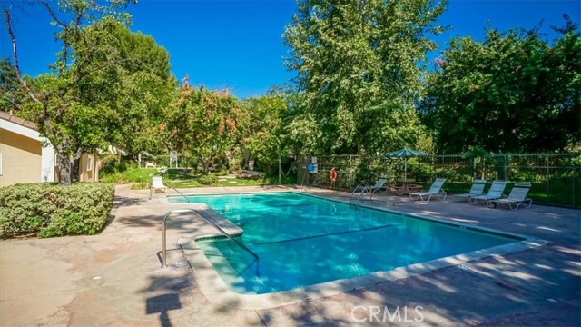 Detail Gallery Image 23 of 31 For 23943 via Rosa Linda, Valencia,  CA 91355 - 3 Beds | 2 Baths