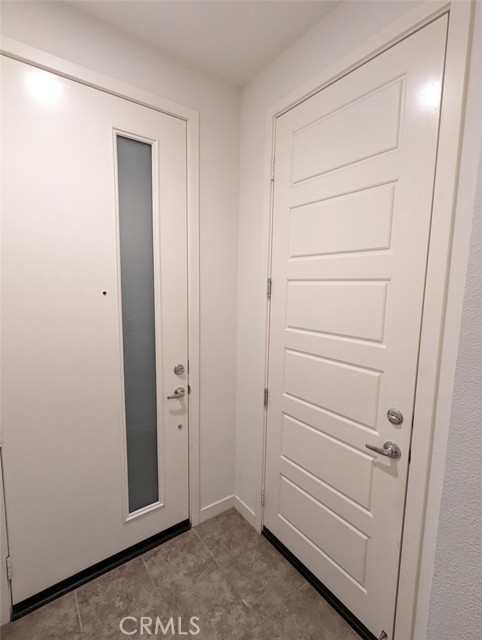 Detail Gallery Image 3 of 30 For 19537 Astor Place, Northridge,  CA 91324 - 2 Beds | 3 Baths