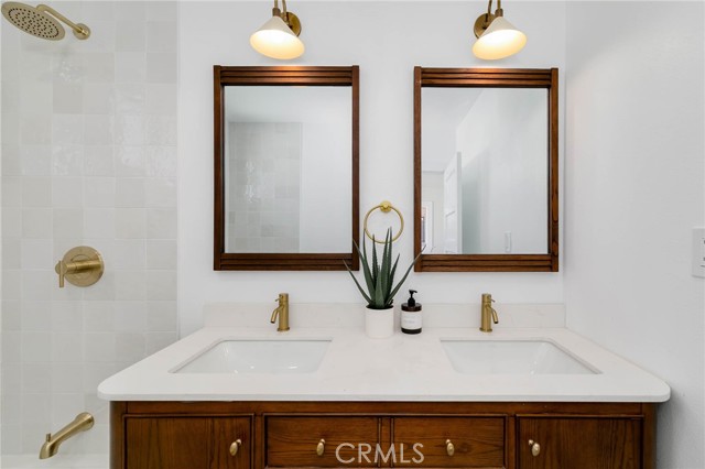 4 Bed Home for Sale in Los Angeles, California