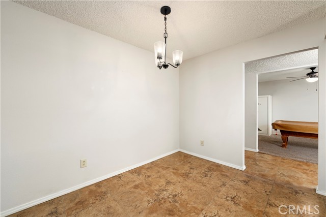 Detail Gallery Image 5 of 20 For 3100 Woodstown, Bakersfield,  CA 93312 - 3 Beds | 2 Baths