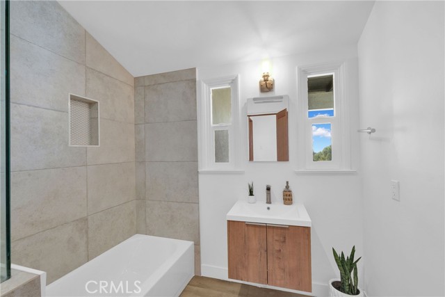 1923 HOLLYVISTA, Los Angeles CA: https://media.crmls.org/medias/91afbc0d-b3f4-424f-bf4e-2b8032af06f6.jpg