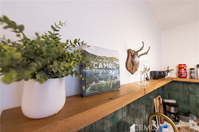 Detail Gallery Image 14 of 28 For 376 Riverside Ave, Sugarloaf,  CA 92386 - 1 Beds | 1 Baths