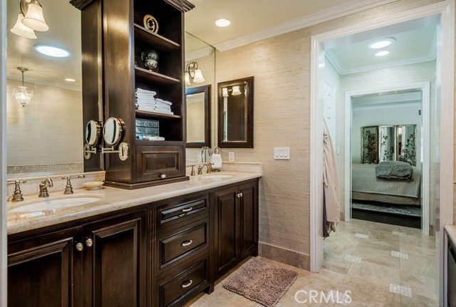 Dual Sinks in Master Bath