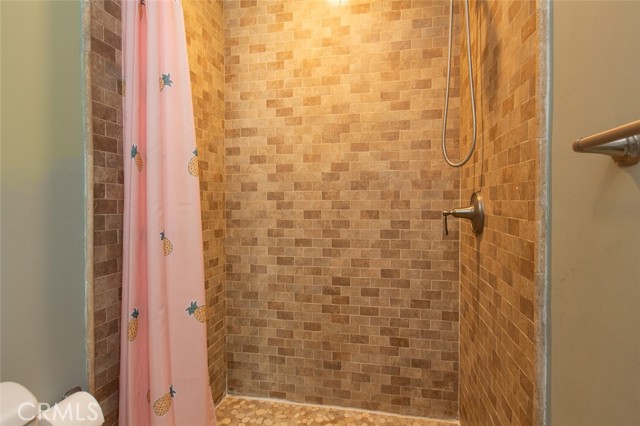 1417 Monterey Avenue, Monrovia CA: https://media.crmls.org/medias/91b08e14-0d36-4fc1-8085-ac3cee231f3a.jpg
