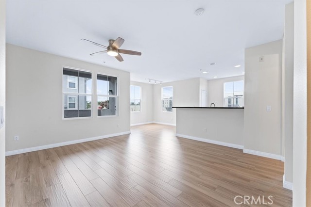 Detail Gallery Image 6 of 53 For 1801 E Katella #3051,  Anaheim,  CA 92805 - 2 Beds | 2 Baths