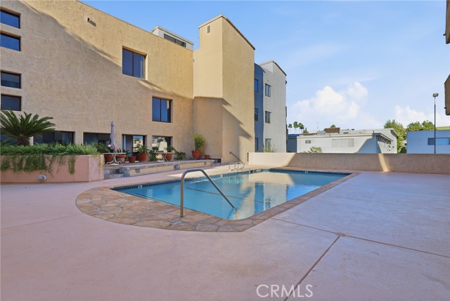 Detail Gallery Image 32 of 43 For 5310 Zelzah Ave #302,  Encino,  CA 91316 - 2 Beds | 2 Baths