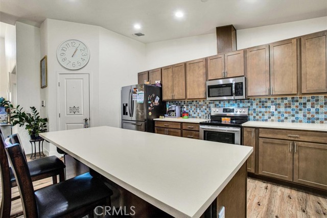 Detail Gallery Image 5 of 37 For 58385 Delano, Yucca Valley,  CA 92284 - 4 Beds | 2 Baths