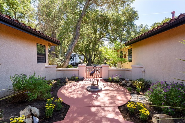 Detail Gallery Image 6 of 46 For 2180 San Fernando, Atascadero,  CA 93422 - 3 Beds | 3 Baths