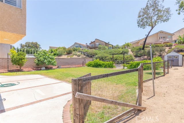 16783 Lake Knoll, Riverside CA: https://media.crmls.org/medias/91b25bb2-d0d9-42af-bfd0-c6d00def52b8.jpg