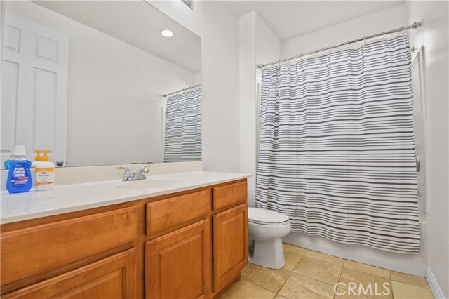 Detail Gallery Image 9 of 17 For 13957 San Aliso Ct, Corona,  CA 92880 - 6 Beds | 3/1 Baths