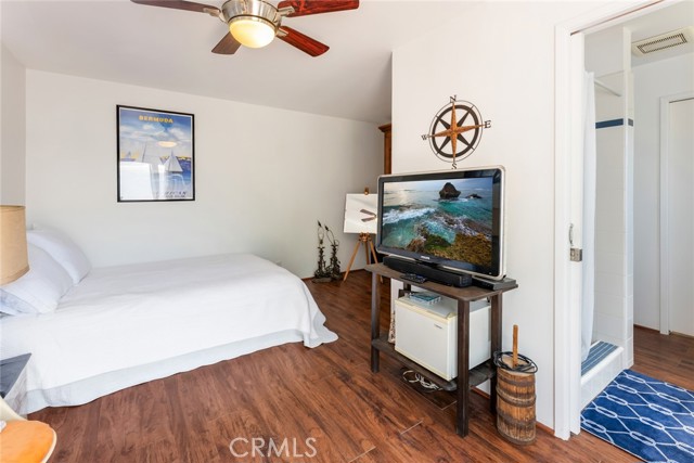 9107 Olin Street, Los Angeles CA: https://media.crmls.org/medias/91b2bef8-0d99-486c-afae-c87681f16a05.jpg