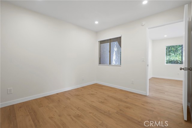 Detail Gallery Image 18 of 35 For 10237 De Soto, Chatsworth,  CA 91311 - 2 Beds | 2 Baths