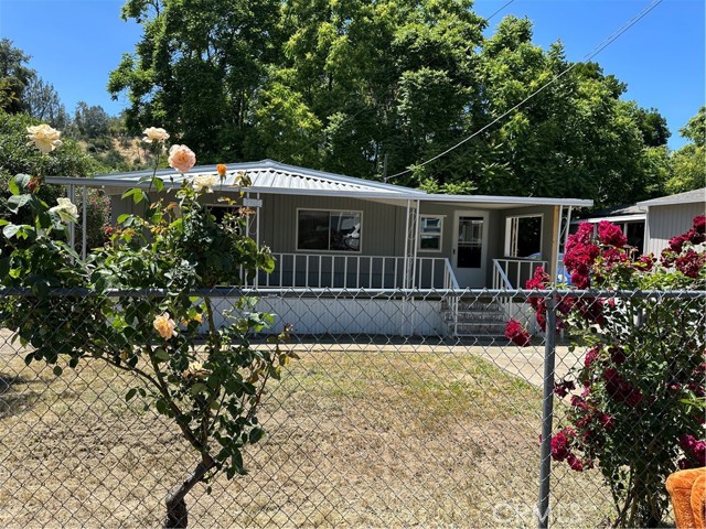 Detail Gallery Image 1 of 43 For 3265 14th St, Clearlake,  CA 95422 - 2 Beds | 2 Baths