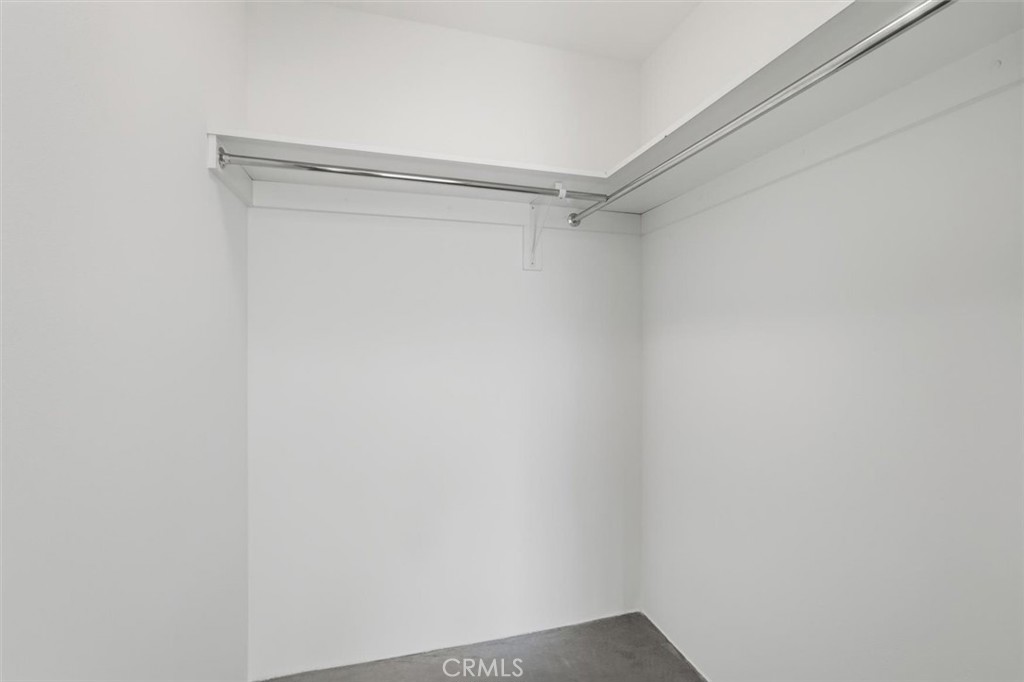 https://media.crmls.org/medias/91b55a2f-6538-4eb3-aa3d-ed44b1207fcb.jpg?preset=X-Large